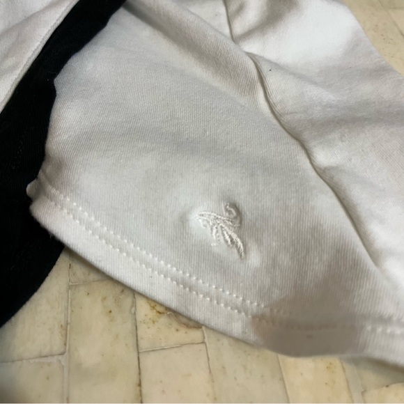 Capsters Athletic Hijab - Picture 3 of 7